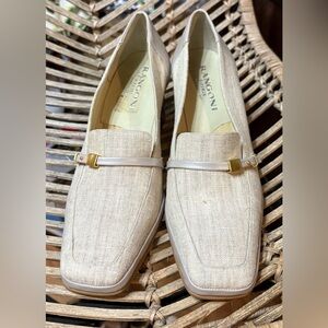 Rangoni Vintage Women's Beige Flats with Gold Buckle